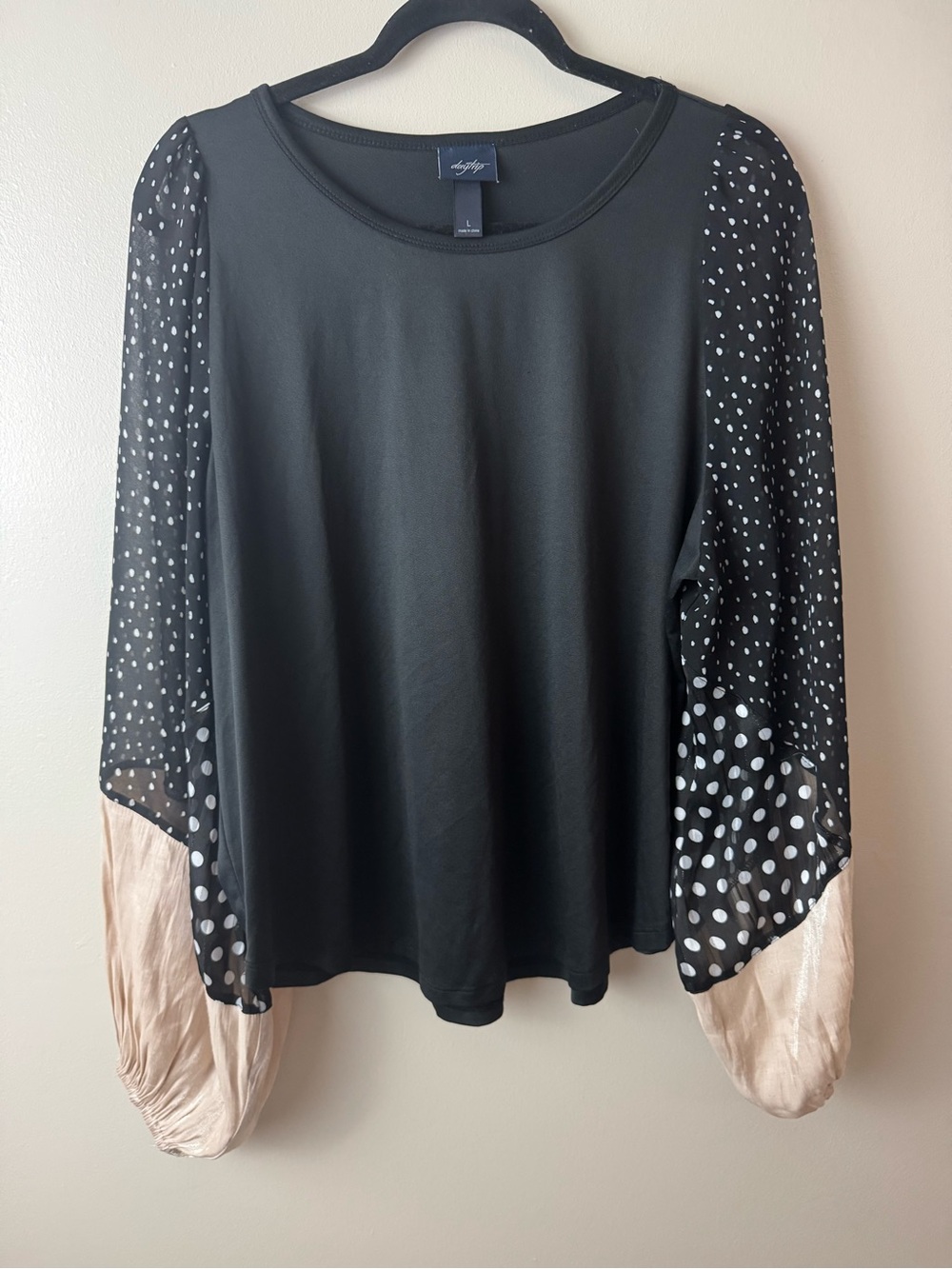Daytrip The Buckle Sheer Polka Dot Long Sleeve Black Colorblock Top Large